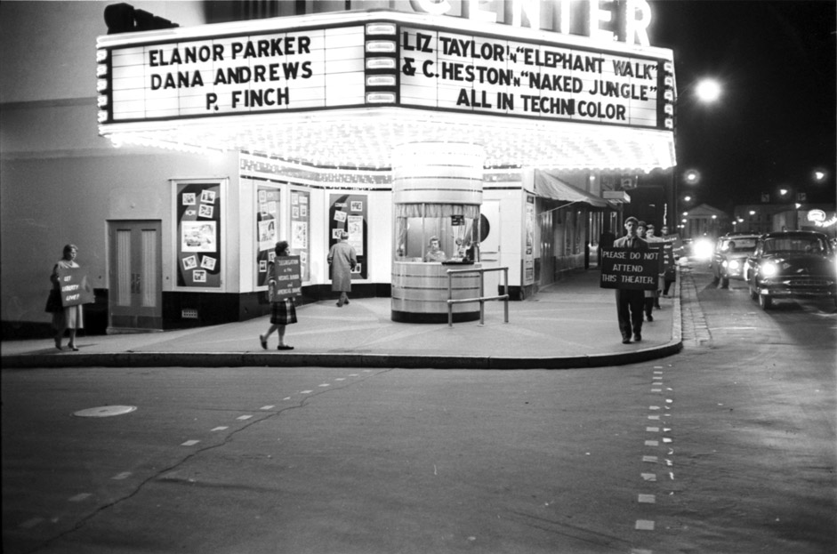 CENTER THEATER Open Durham