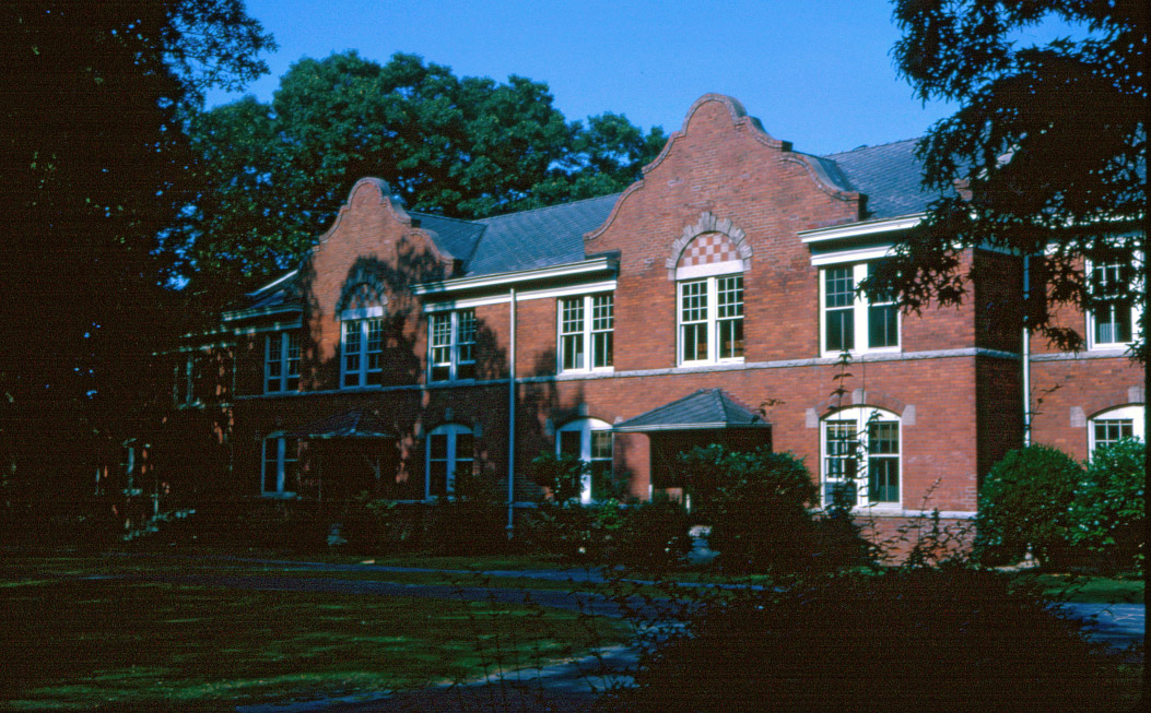 bivinsbuilding_1960s.jpg
