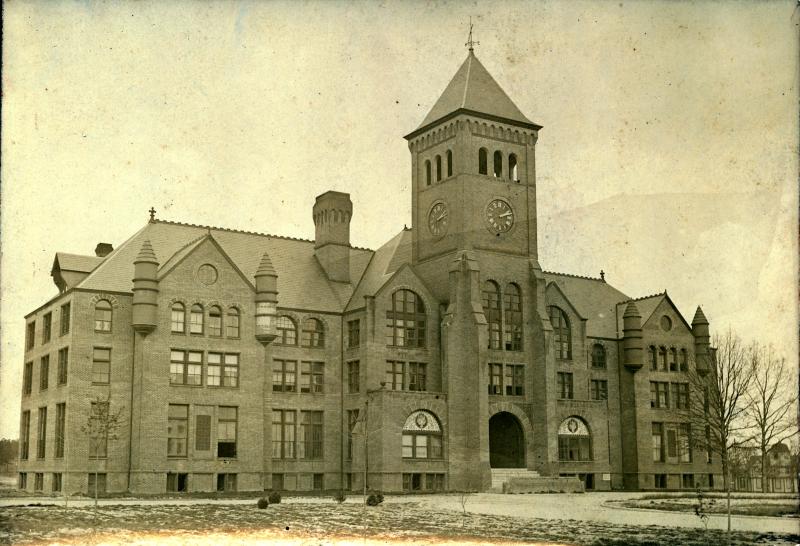 Washington Duke building with Carnford Wannamaker house